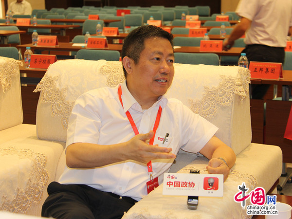 紅豆為什么贏？看周氏三代從手工作坊到國際布局